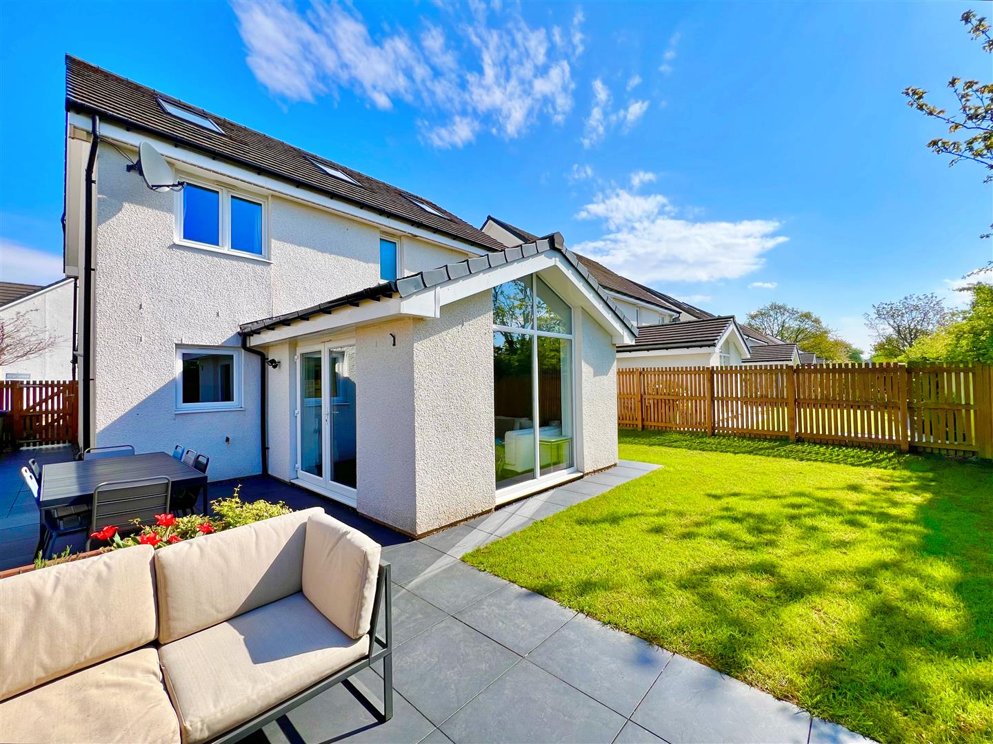 Mcguire Gate, Bothwell, Glasgow Residence Estate Agents